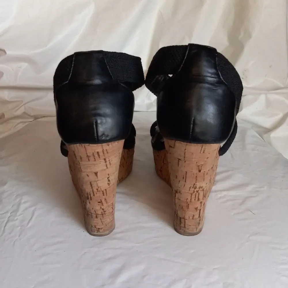 Steve Madden Camdyn Black Strappy Wedge Cork Heel Size 6